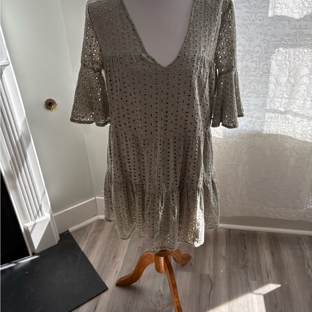 Vestique Olive Eyelet Midi Dress